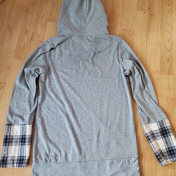 Hoodie - Picture 3 of 6